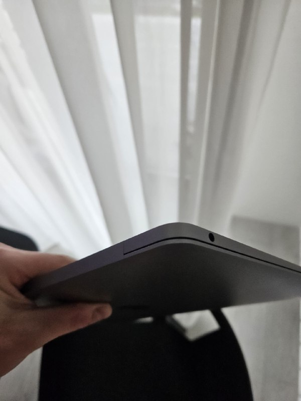 MacBook Air M1, 8GB/256GB, идеальное состояние 5