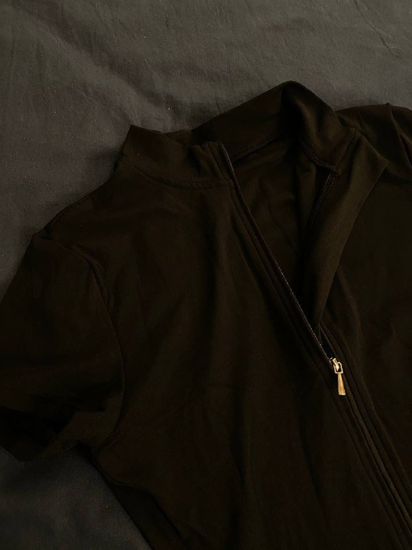 Женский базовый комбинезон шортами, XS-S, черный 4