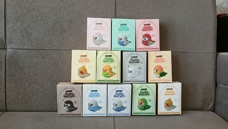 Набор конструкторов из 12 птиц с подвижными крыльями