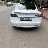 Tesla Model 3 Standard 5