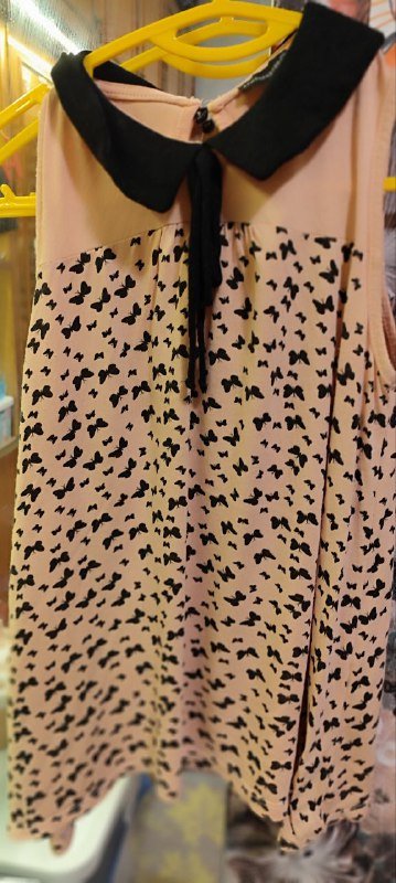 щёлочный лак для волос, мусс, блузка, юбка, туфли с острым носом 5