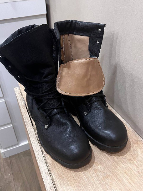 Новые кожаные ботинки, размер 42