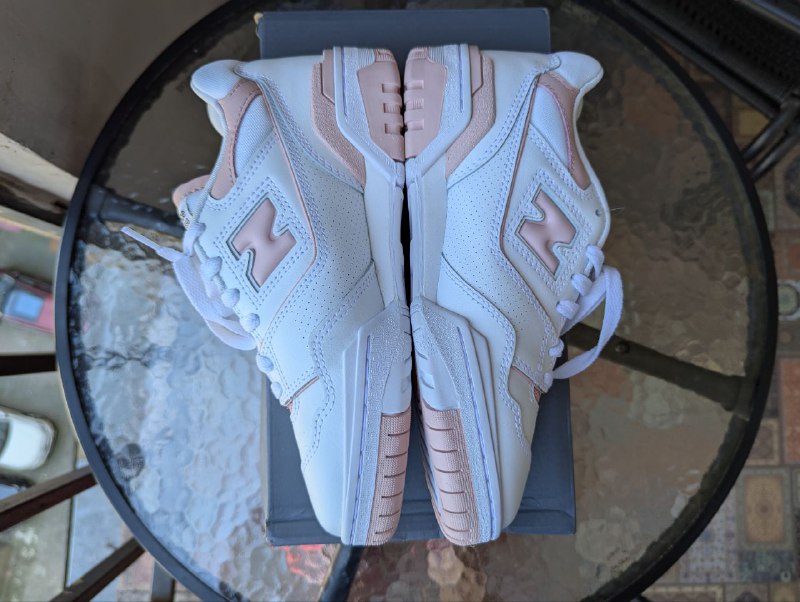 Женские кроссовки New Balance 550 3