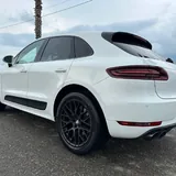 Porsche Macan GTS 5