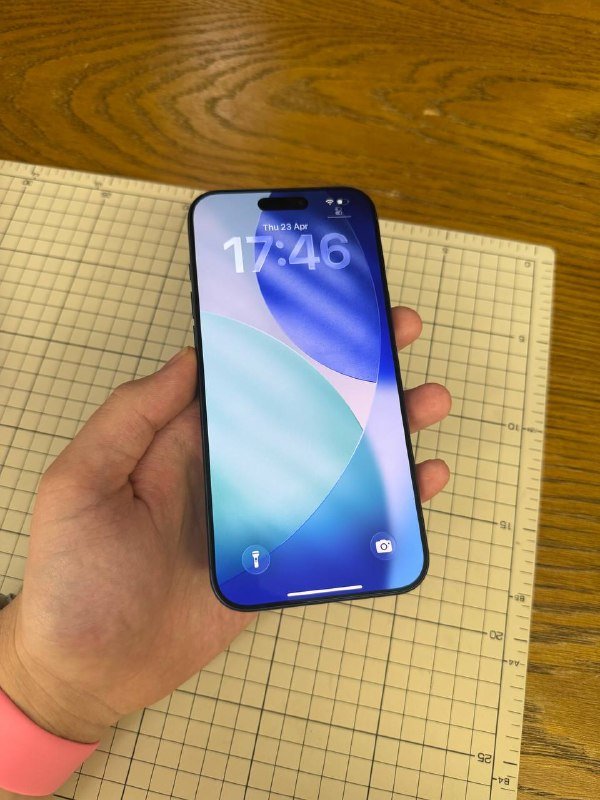 iPhone 17 Pro Max 3