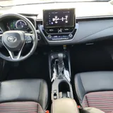Toyota Corolla XSE Hybrid 7
