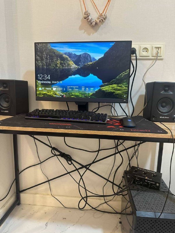 Intel I5 10400, Rtx 3050 6gb, 16gb Memory, 1tb Hdd, Benq Monitor, Keyboard, Mouse