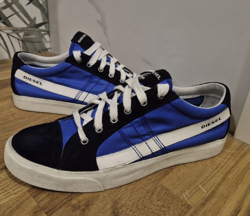 Кожаные куртки Otto Kern, Diesel, Rocco Borocco, пальто Project Force, кеды Diesel 5