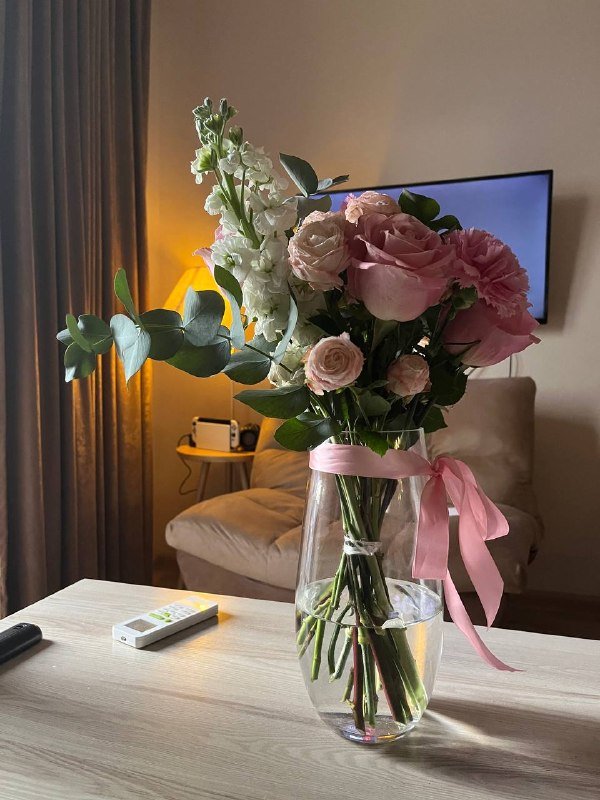 Ваза для цветов высотой 30см