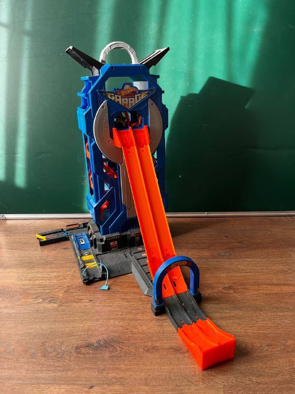 Трек Hot Wheels City атака гориллы, мега гараж, кейсы для машинок, машинки оригинал 2