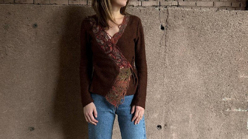 Сапоги, ветровка, жилетка меховая, свитер, кожаный плащ, куртка, тренч, платье, блуза 5