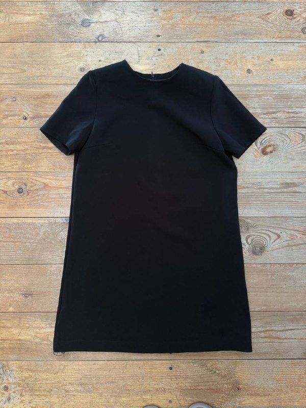 Сумка Mattioli, жакет Zara, рубашка, платье Lime, джинсы Levi’s 5