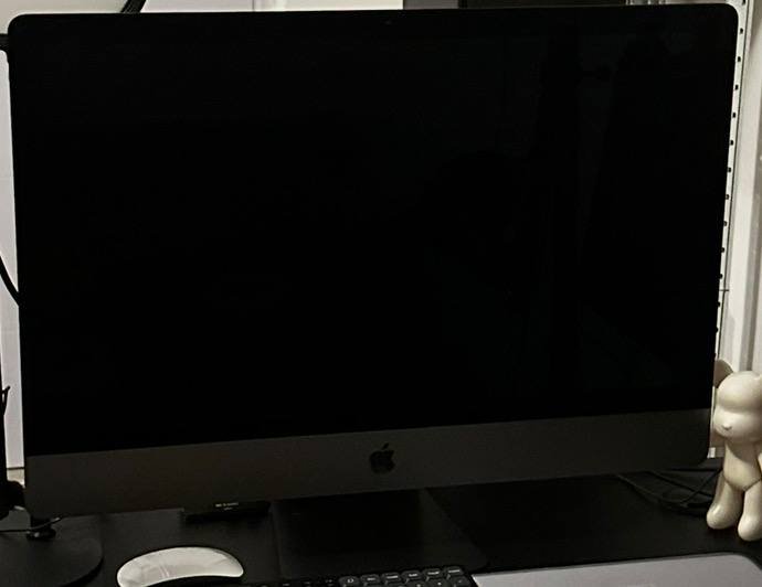 Компьютер моноблок iMac Pro 2020, мышь Magic Mouse 3
