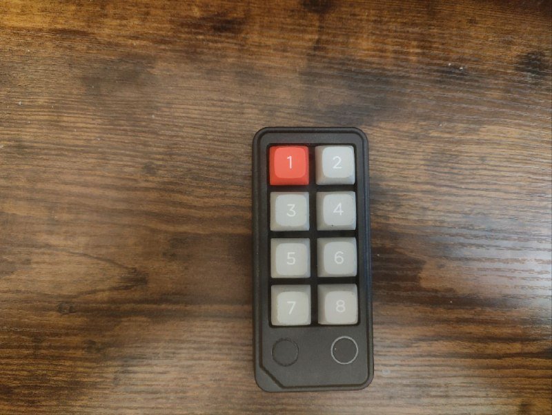 Макропады, мини-клавиатуры, Logitech POP