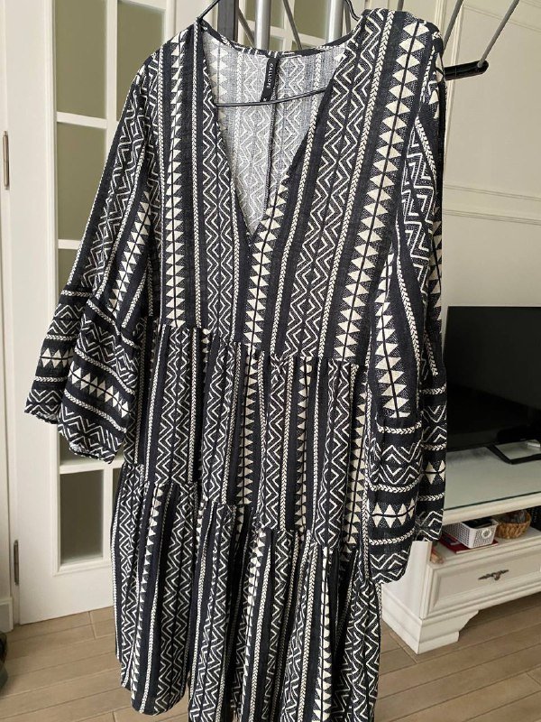 Платье хлопок, рубашка H&M, кардиган Mango, майка ASICS