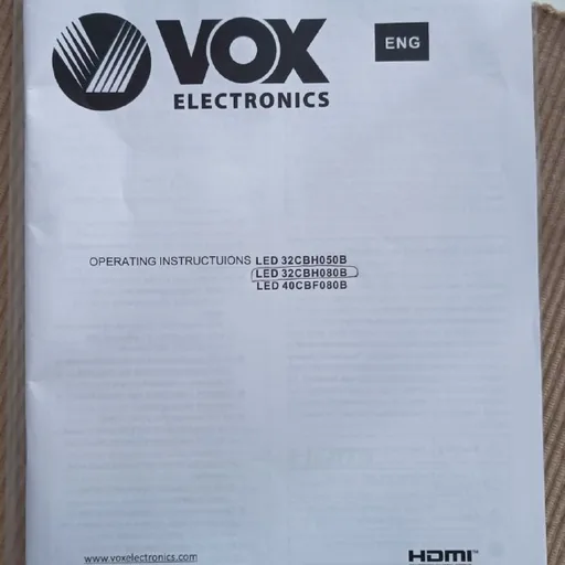 VOX LED32CBH080B TV with wall mount