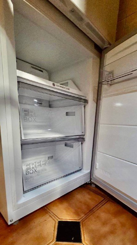 Холодильник Media MDRB470MGF46O 5