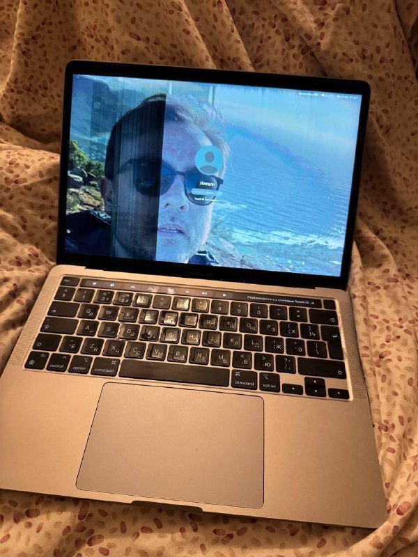 MacBook Pro M2 2022 8GB 13.3 дюйма 2