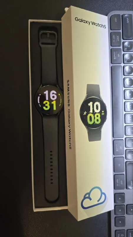 Смарт-часы Samsung Galaxy Watch5 Graphite 1