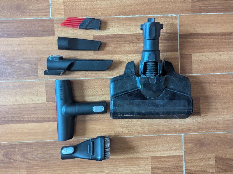 Пылесос Bosch Unlimited 7 с комплектом щеток 2