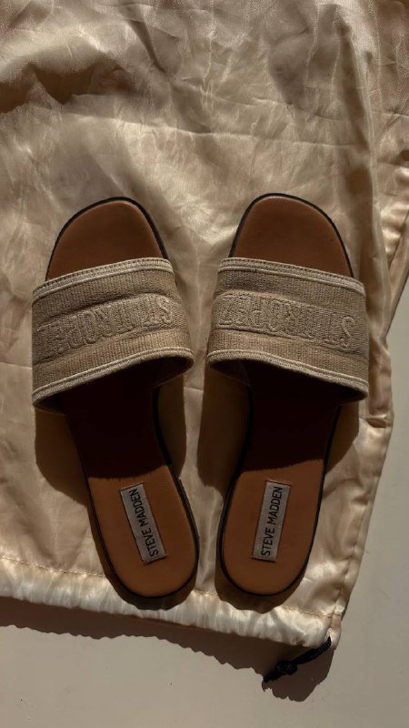 Шлепки Steve Madden размер 40 3