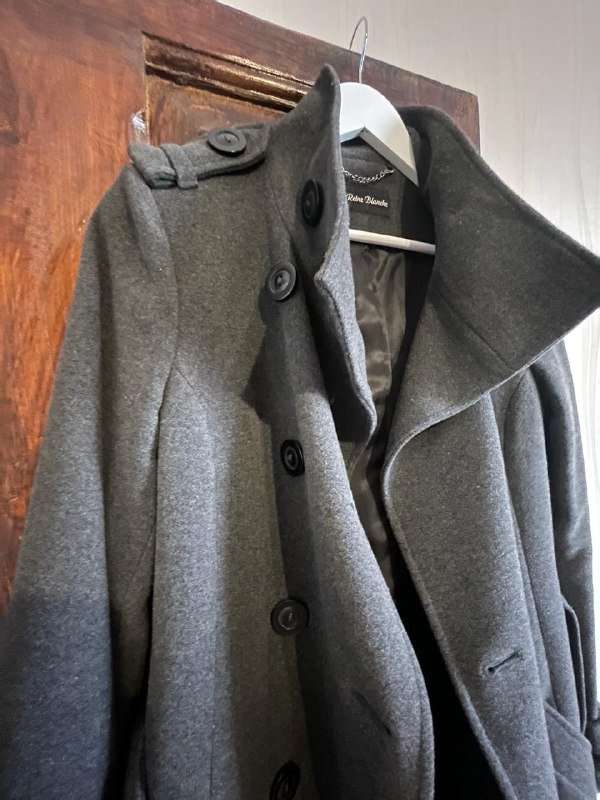 Пальто-бушлат с поясом, размер S, 60% шерсти 3