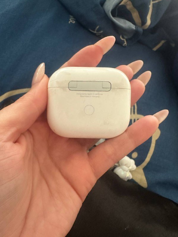 AirPods 3 оригинал, чехол, кабель Lightning 4