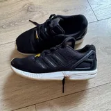 Сандалии Crocs, кроссовки adidas 5
