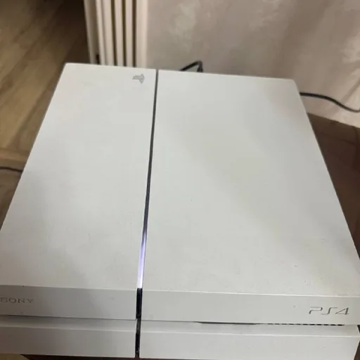 PlayStation 4 500GB with two controllers