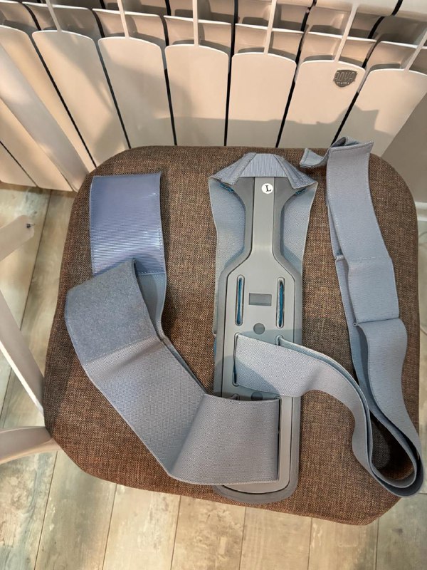 Ботинки осенние женские, Кроссовки Reebok, Кроссовки Puma, Ракетки теннисные, Подушка дорожная, Корсет для осанки, Перчатки, Тканевые резинки для фитнеса 6