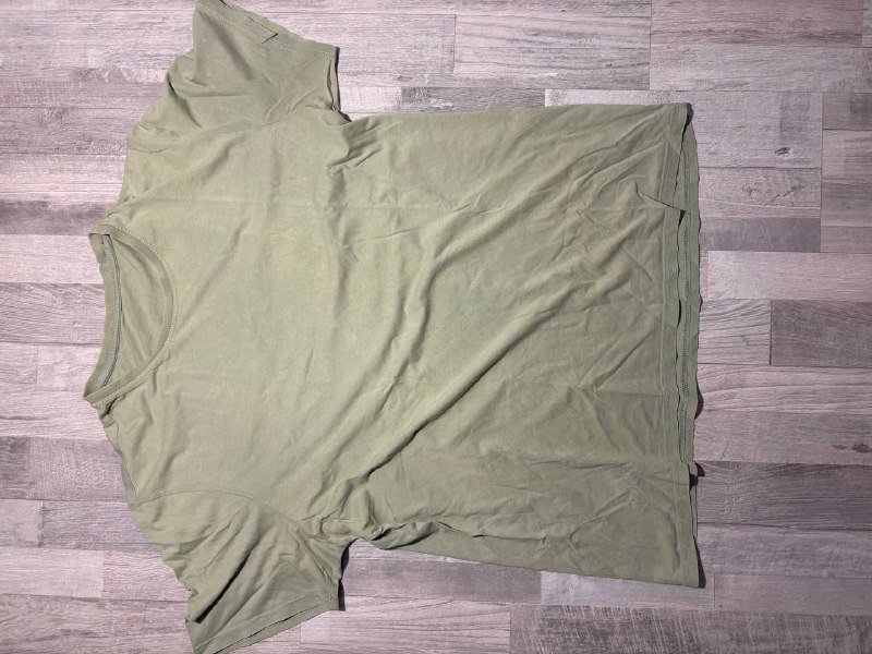 Мужская одежда разные размеры свитеры, футболки, шорты 3