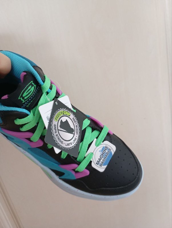 Skechers shoes 37 size 2