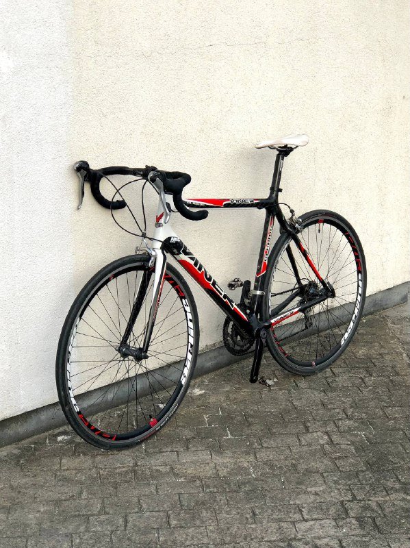 Велосипед Viner Gladius шоссейный карбоновый L