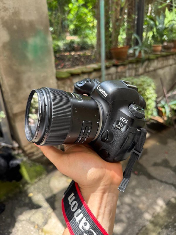 Фотоаппарат Canon 5d mark IV с объективом Tamron 45mm 1.8