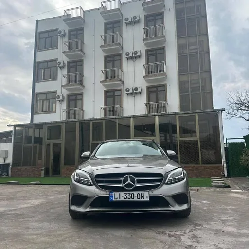 Mercedes C300 2020