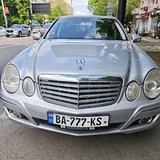Mercedes-Benz E-Class 2