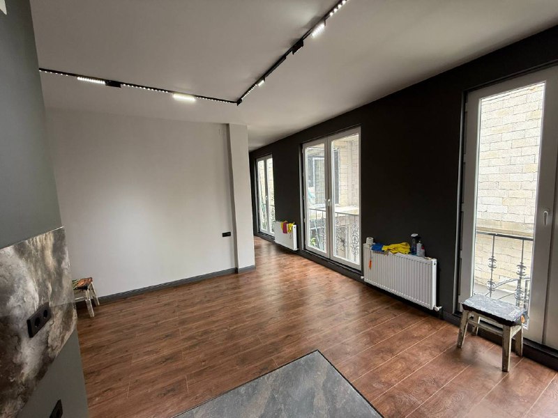 Сдается помещение 50 кв на ул.Чавчавадзе 44, второй этаж 3