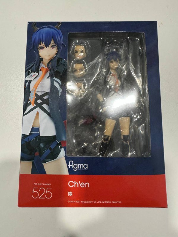 Экшн аниме-фигурка со сменными лицами и спорт-инвентарем 3