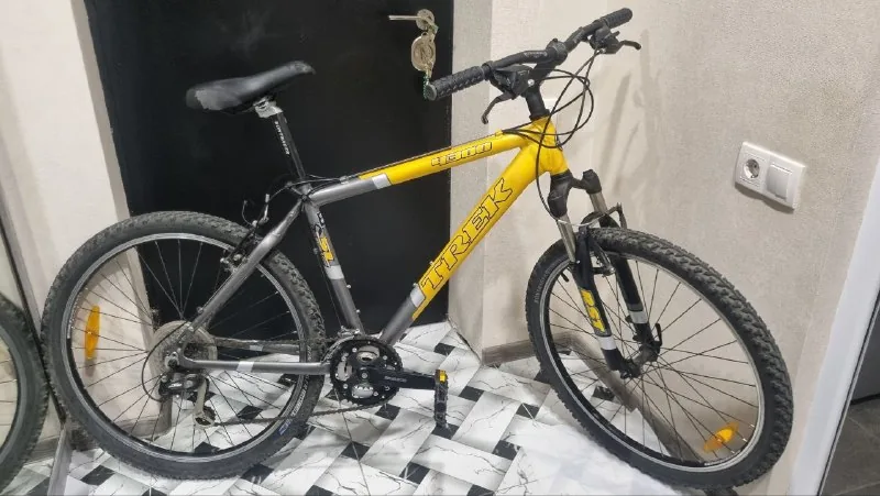 Велосипед TREK 4300 1
