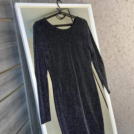 Платье коктейльное блестящее