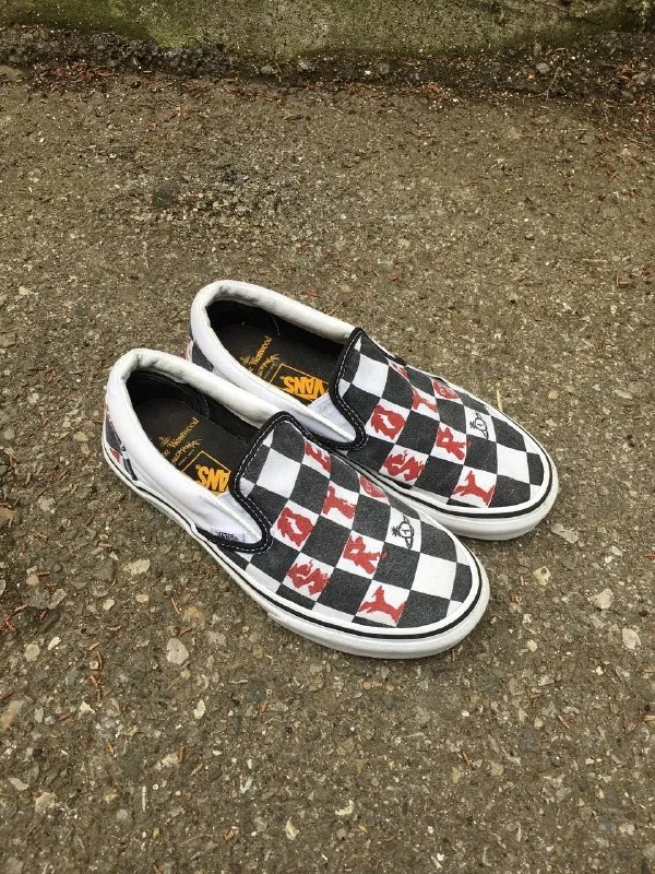 Vans x Vivienne Westwood Slip-On 1