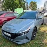 Hyundai Elantra 2022 3
