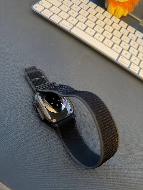 Apple Watch Ultra 2 Black Edition 3
