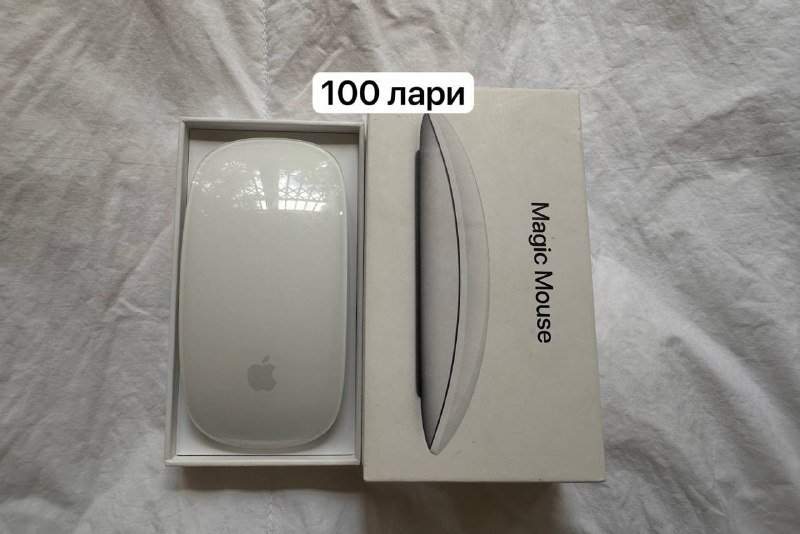 Лампа напольная, кастрюля, роутер, холст, чайник, микроволновка, бокалы, декантер, мышь, покерный набор