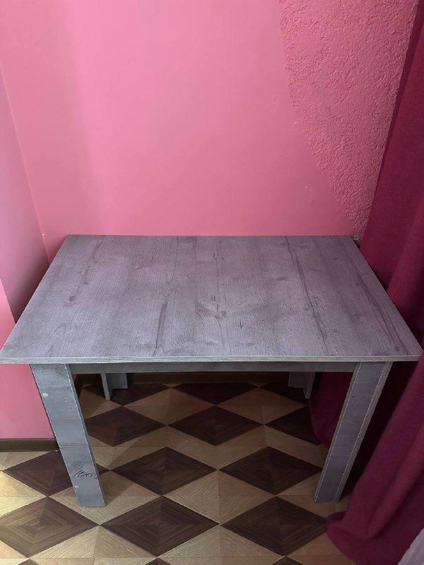 серый стол 100x60