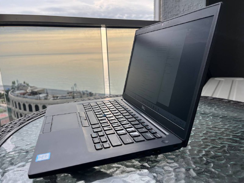 Dell Latitude 7490 i5-8350U 8/256 SSD 3