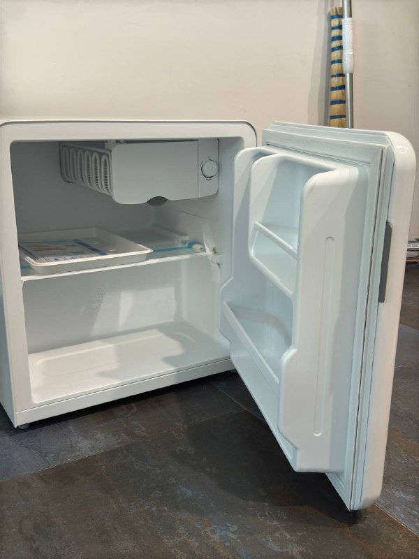 Мини-холодильник Midea 2