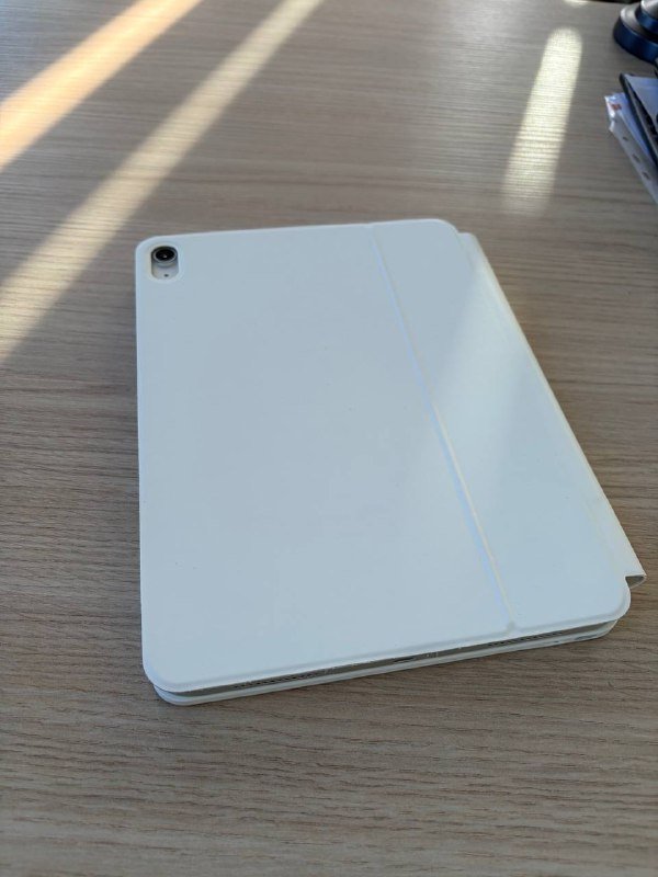 Apple iPad 11 128gb wi-fi серебристый с клавиатурой Edaiser 5