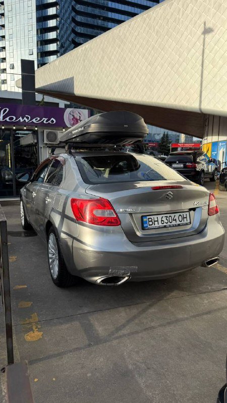 Suzuki Kizashi 2.4i CVT AWD, 207km пробег, новая резина