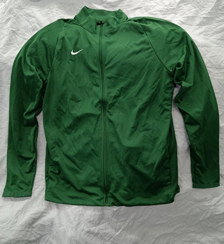 Спортивная куртка